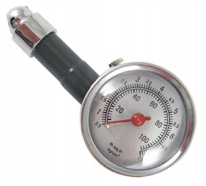 Ciśnieniomierz, manometr, miernik do kół, opon, okrągły 7,5 BAR metalowy